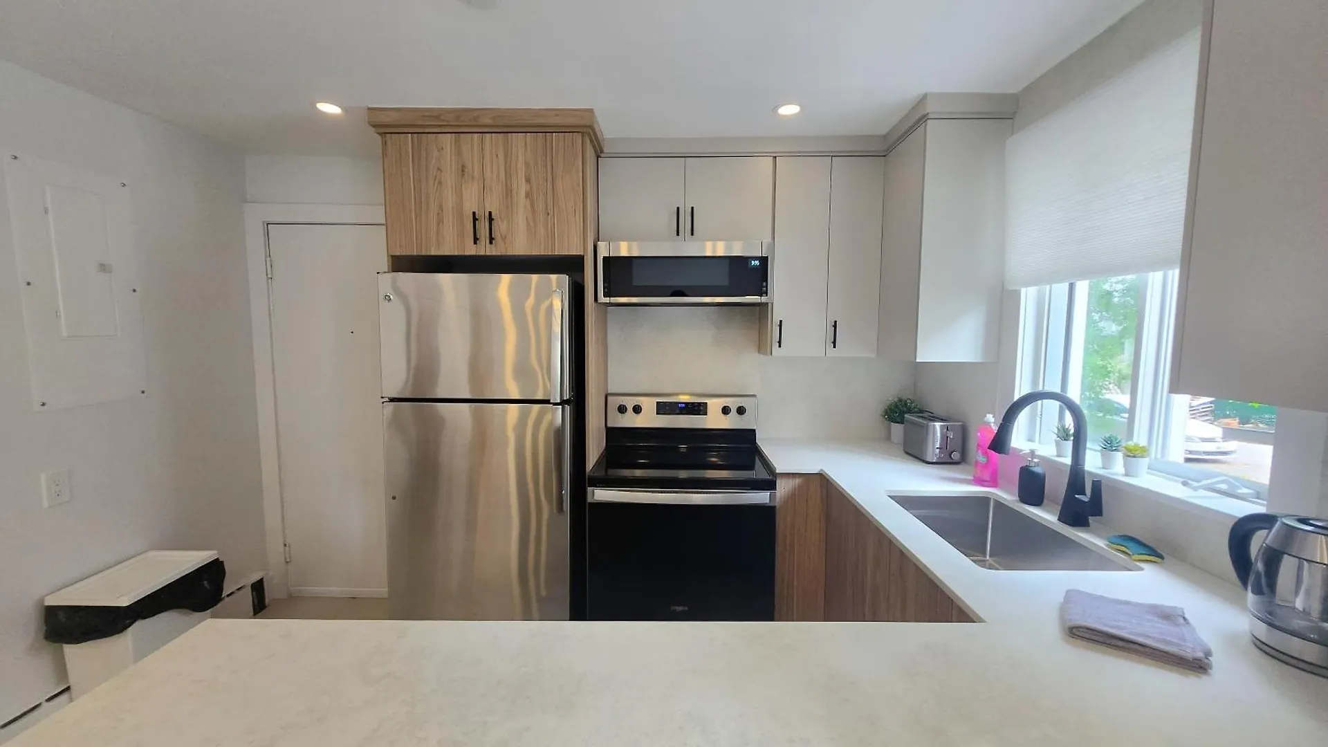 Jstlikehome - Serenity Suites Ottawa Canada